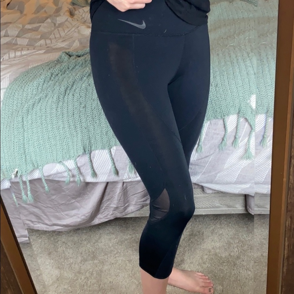 Nike Dri-Fit Crop Leggings